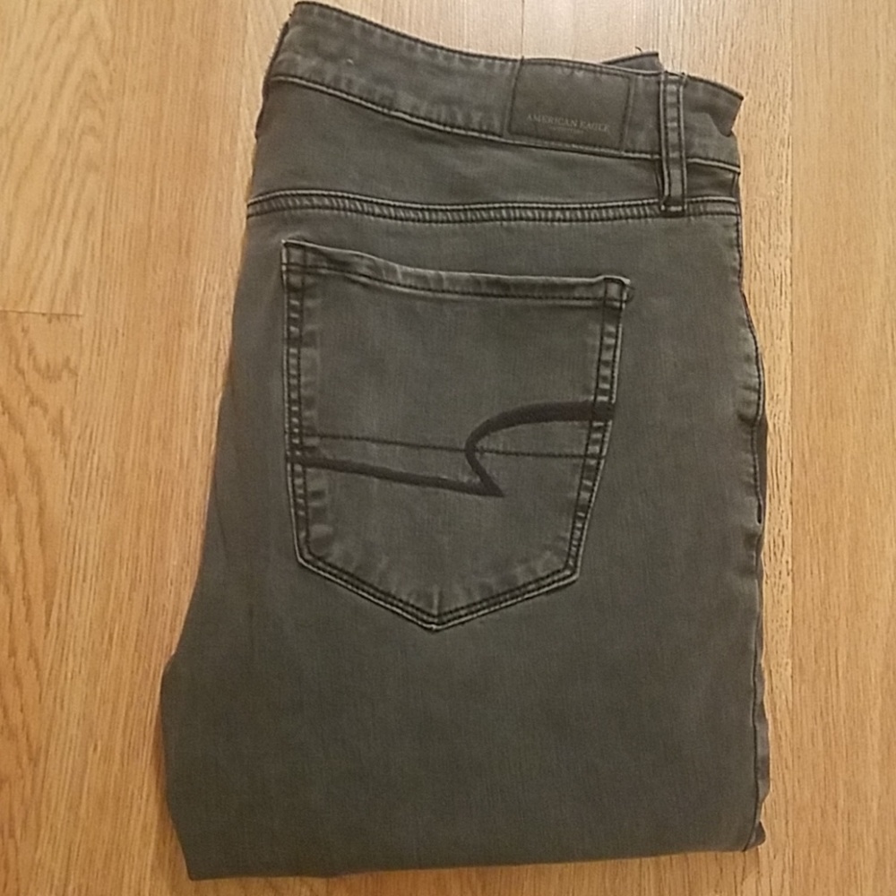 American Eagle Super Super Stretch Jegging
